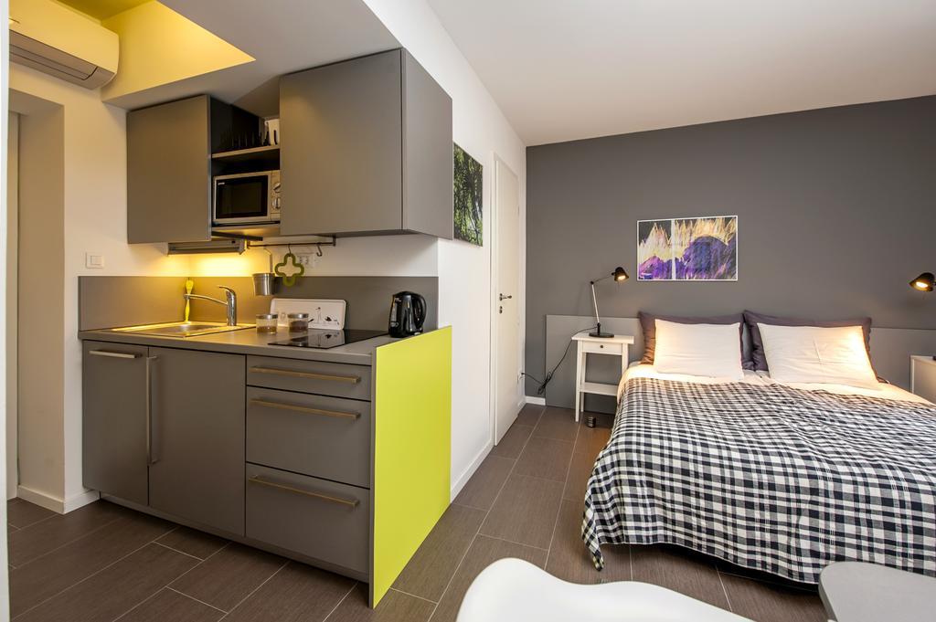 Apartments Aalvar And Aalto Ровинь Экстерьер фото