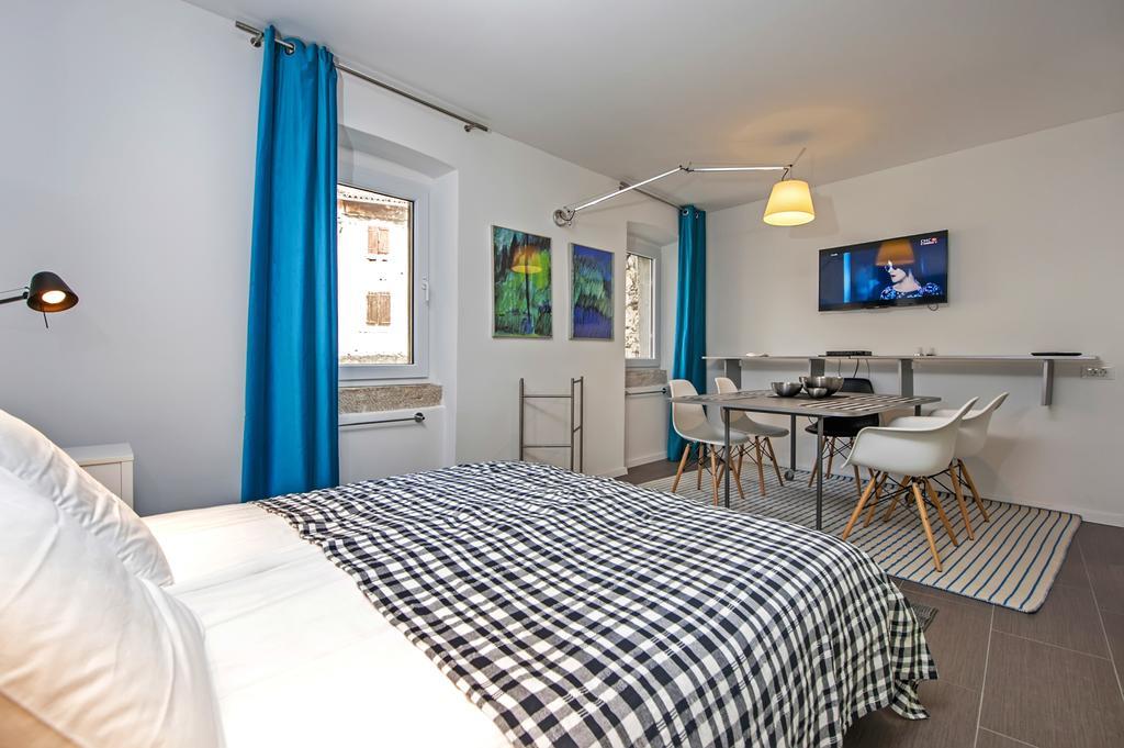 Apartments Aalvar And Aalto Ровинь Экстерьер фото